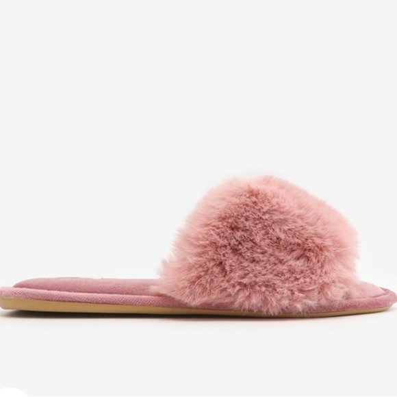 Shoes - Faux fur slide slippers. NWT.